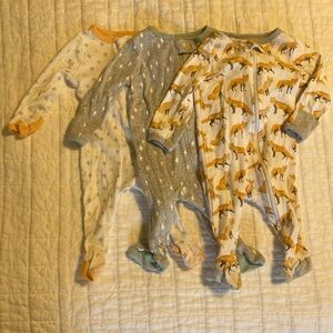 Bundle of 3 Cloud Island Footed Zip Sleepers 0-3mo